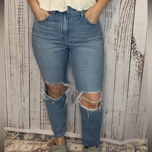 American Eagle High Rise Mom Jeans